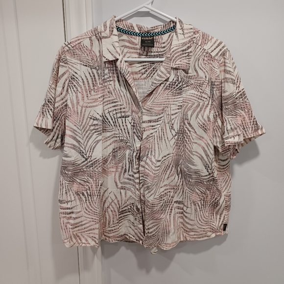 Hawaiin t-shirt - Picture 1 of 1